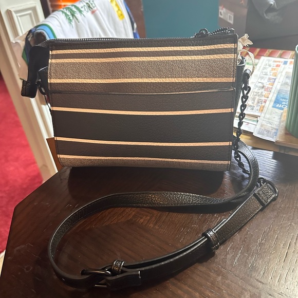 New Steve Madden Crossbody Gray Black - Picture 2 of 2